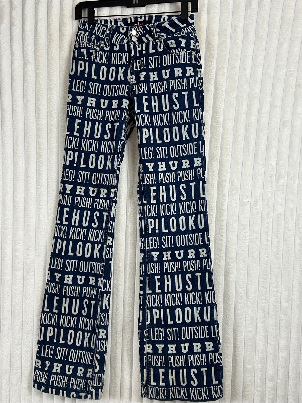 Ranch Dress'n typography print Fallon Taylor bootcut flare jeans sz29
